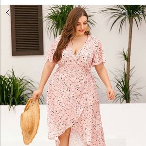 BRAND new pink floral dress 💕